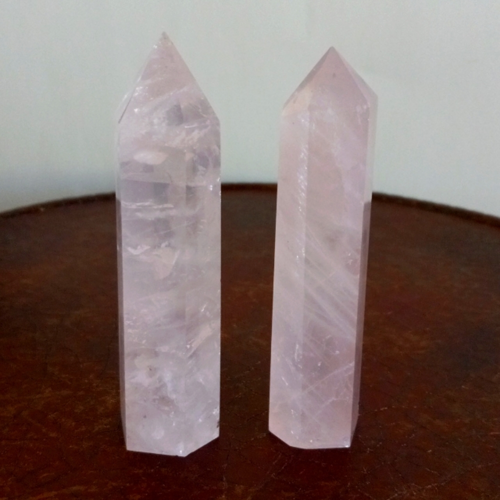 Set of 2 Rose Quartz crystal tower. 102g & 78g.